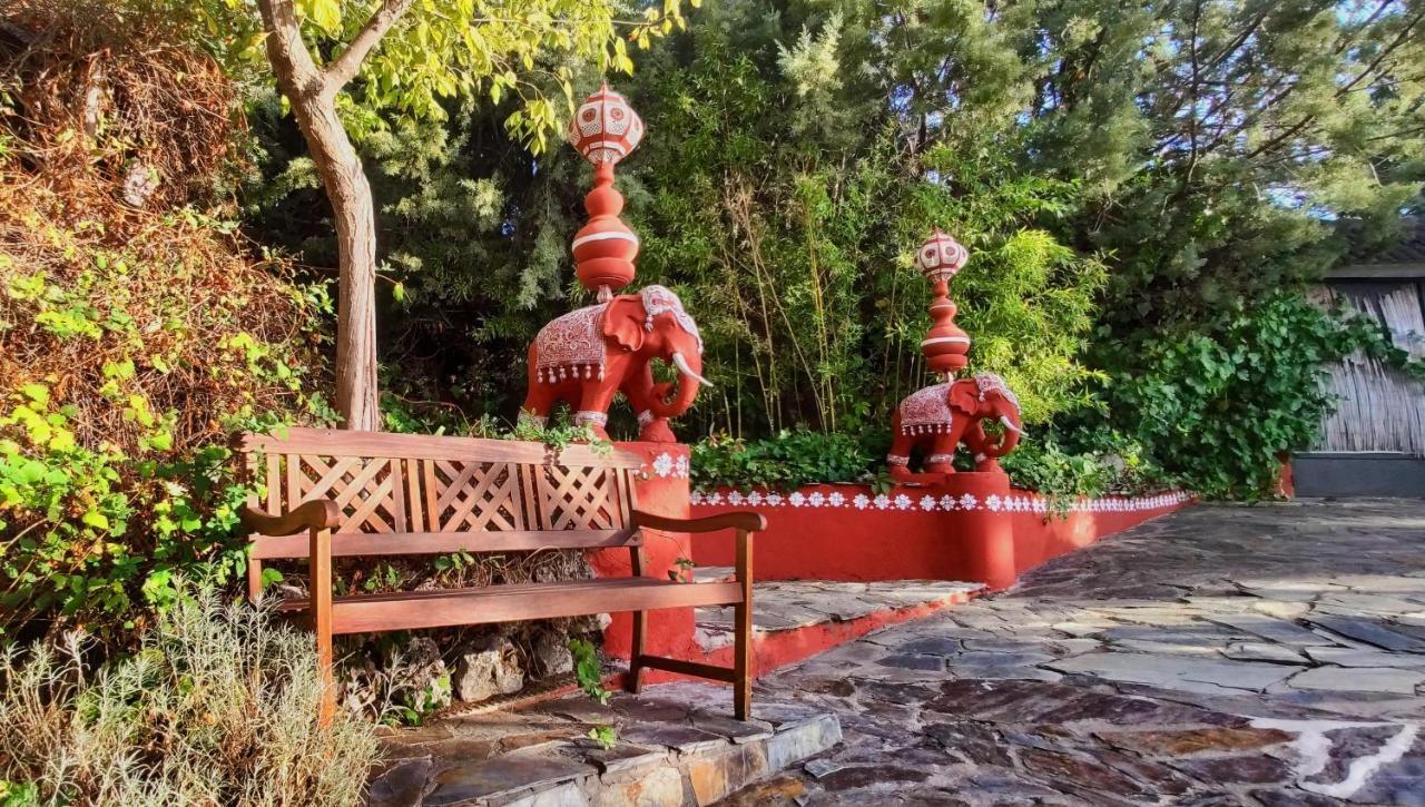 Casa Jardin Oriental Villa Aldea del Fresno Exterior photo